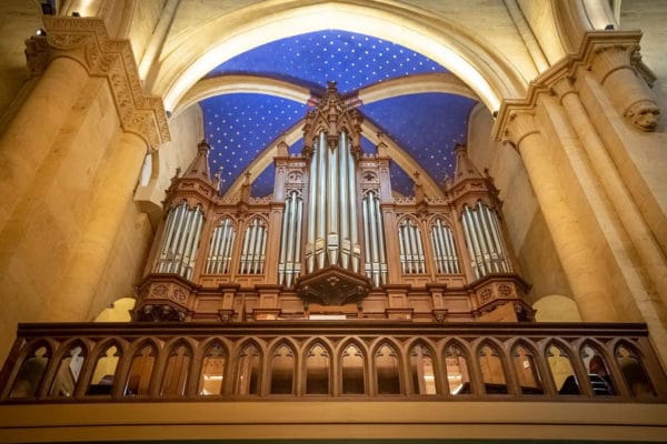 Un clandestin «déséquilibré» s’en prend à un orgue fraîchement restauré